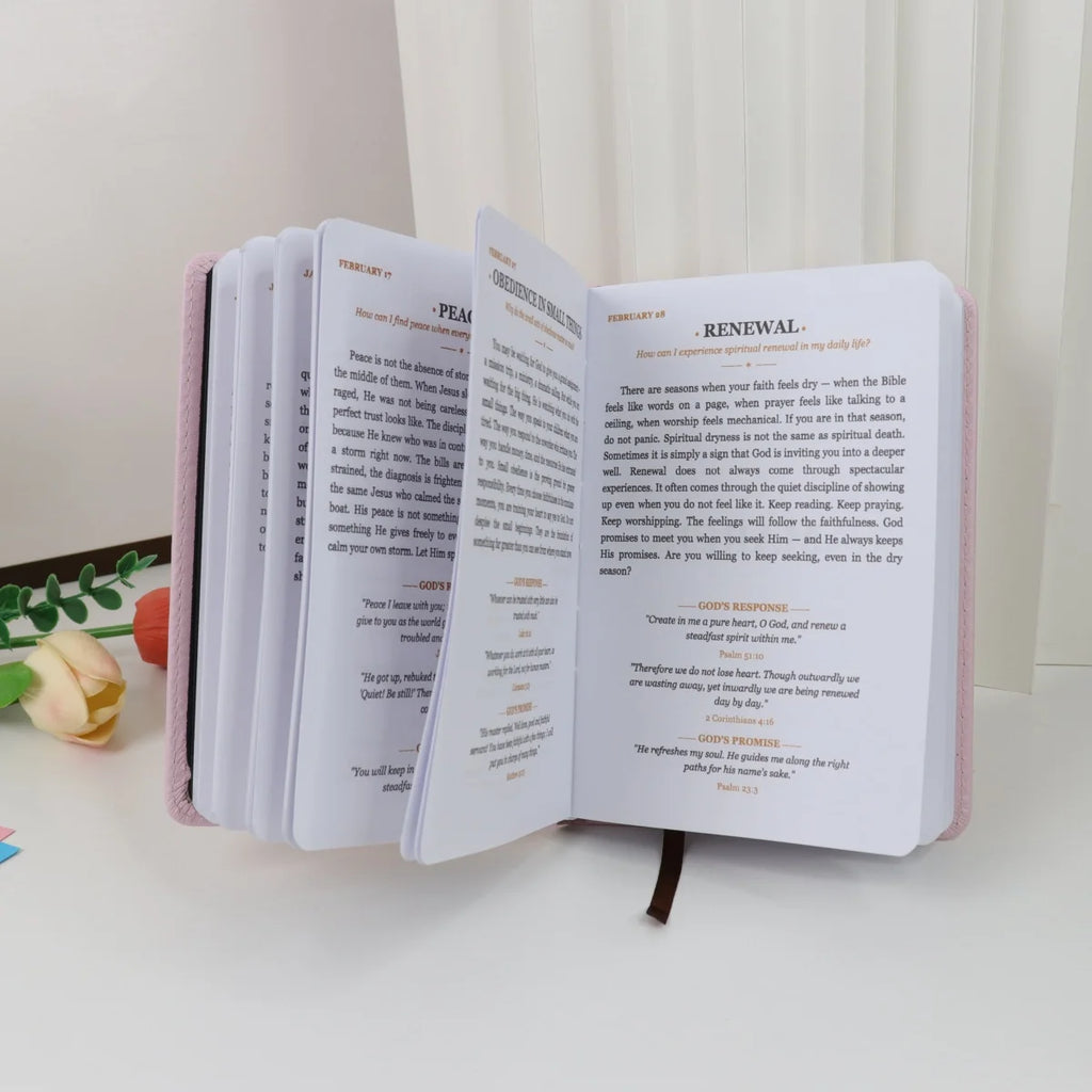 One Minute With God: 365 Devotionals for Women